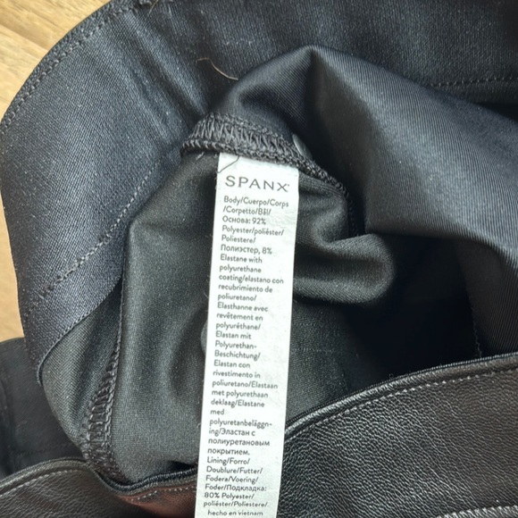 NWT SPANX Leather Like Ankle Skinny Pants Luxe Black Size Large - Picture 8 of 12